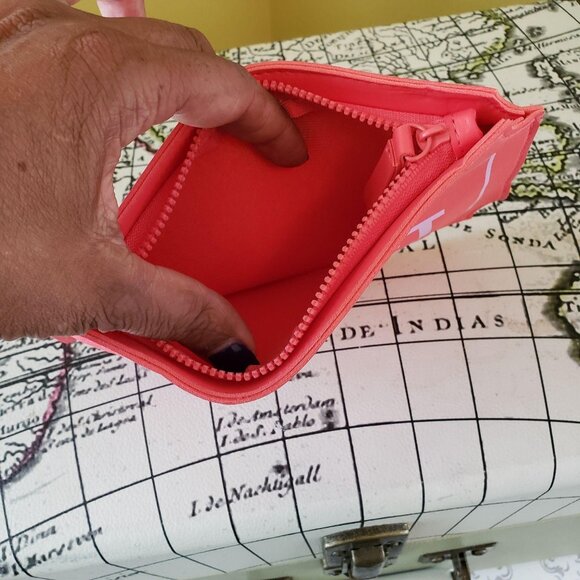 5 Pack. IPSY Ticket Make-up Bag - Picture 7 of 8